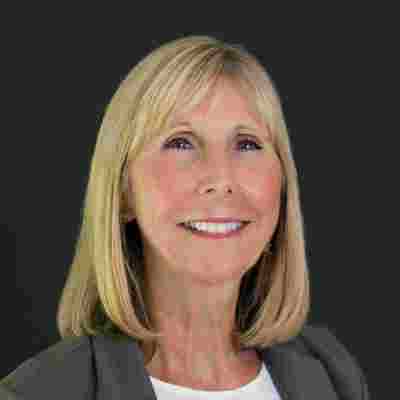 Carol Kissal head shot