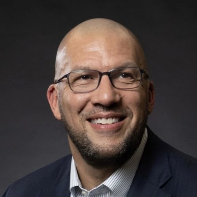 Jonathan Roberts head shot