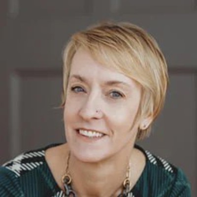 Kelly Hardebeck head shot