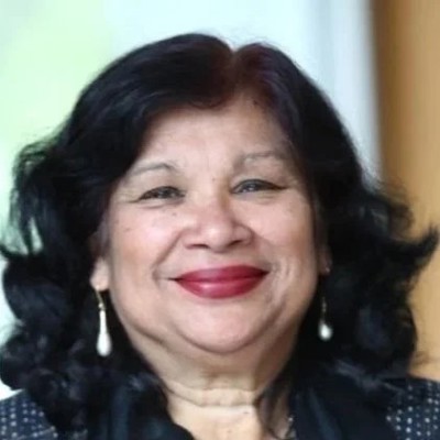 Nisha Agrawal head shot