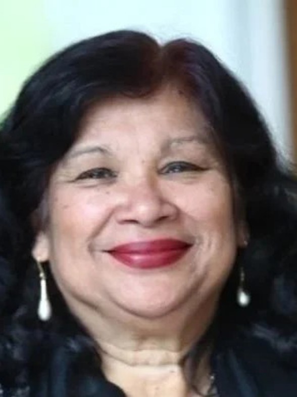 Nisha Agrawal head shot