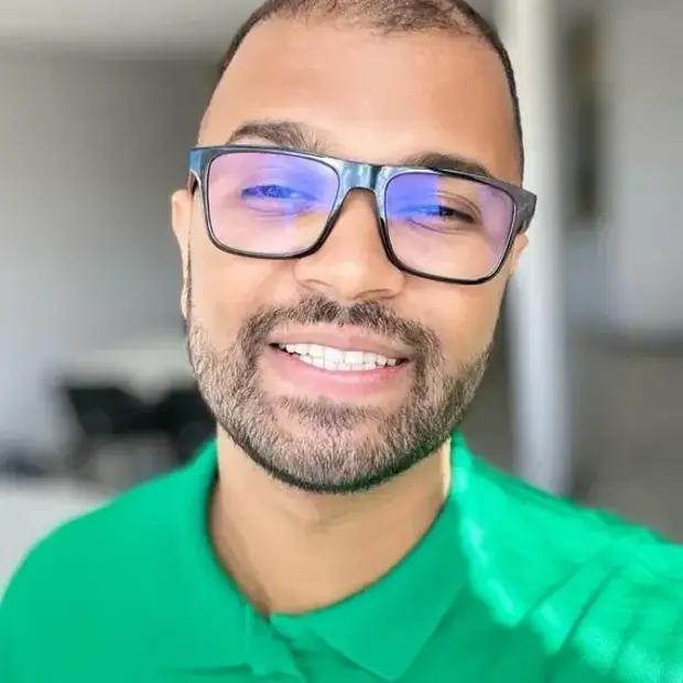 Headshot: William